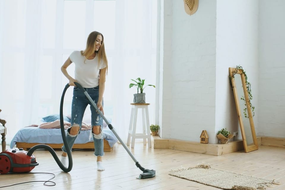 Should You Hire a Professional Cleaner Before Selling Your Home?